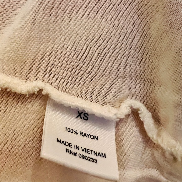 Kirra Cold Shoulder Rayon Top Lightweight - Picture 8 of 10